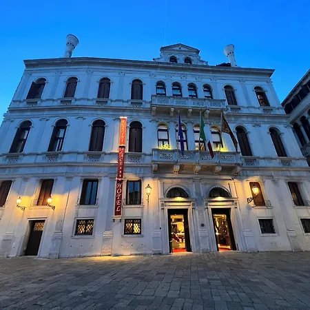 Ruzzini Palace Hotel-2